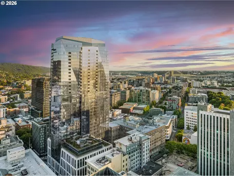 550 SW 10th Ave #2502, Portland, OR 97205