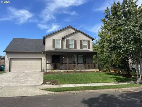 13811 SE Gannon Dr, Clackamas, OR 97015