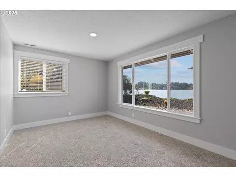 Bedroom - 2997 NE Loop Dr, Otis, OR 97368 photo 3 of 4