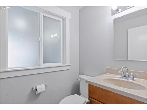 Bath - 2997 NE Loop Dr, Otis, OR 97368 photo 3 of 3