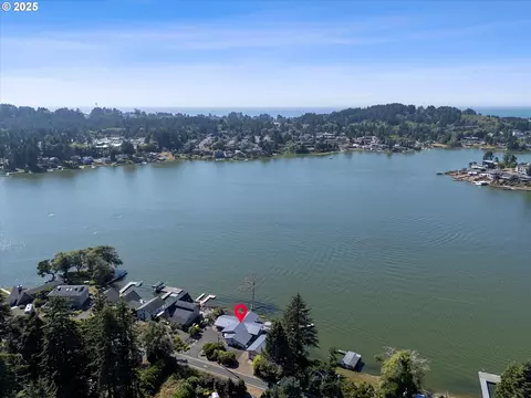 View/Area - 2997 NE Loop Dr, Otis, OR 97368 photo 3 of 4