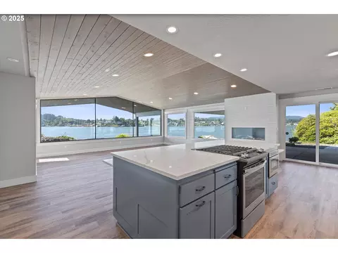 Kitchen - 2997 NE Loop Dr, Otis, OR 97368 photo 1 of 4