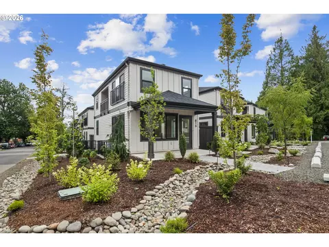 815 3rd St, Lake Oswego, OR 97034