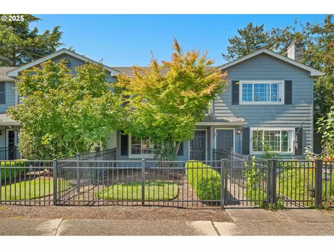1265 NW Trail Ave #13, Portland, OR 97229