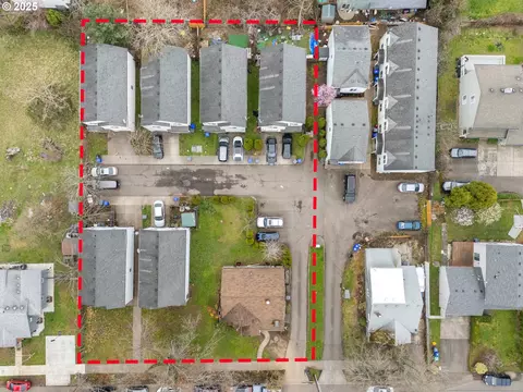 2316 SE 89th Ave, Portland, OR 97216