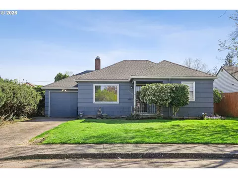 9306 SE Salmon St, Portland, OR 97216