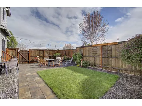Exterior - 2398 SE Palmquist Rd, Gresham, OR 97080 photo 8 of 12