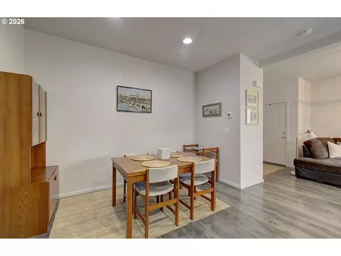 Dining - 2398 SE Palmquist Rd, Gresham, OR 97080 photo 1 of 1