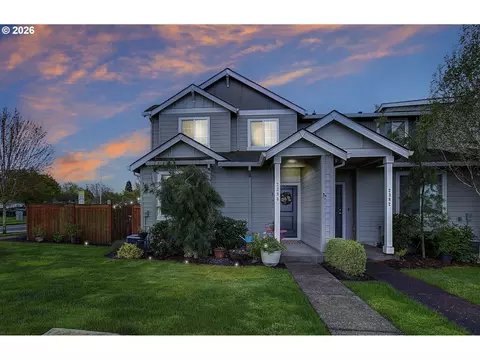 Exterior - 2398 SE Palmquist Rd, Gresham, OR 97080 photo 4 of 12