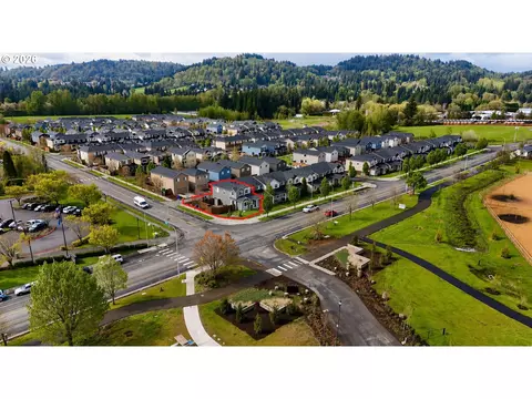 View/Area - 2398 SE Palmquist Rd, Gresham, OR 97080 photo 2 of 2