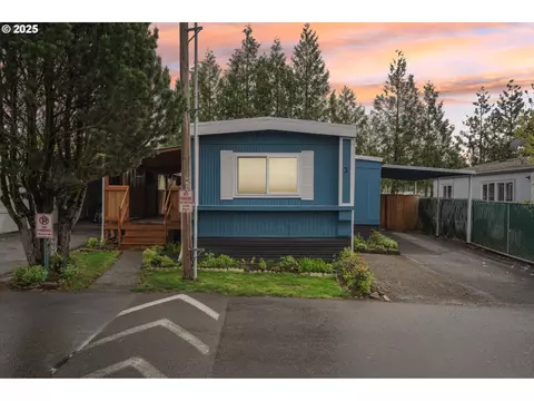 23200 NE Sandy Blvd #2, Wood Village, OR 97060