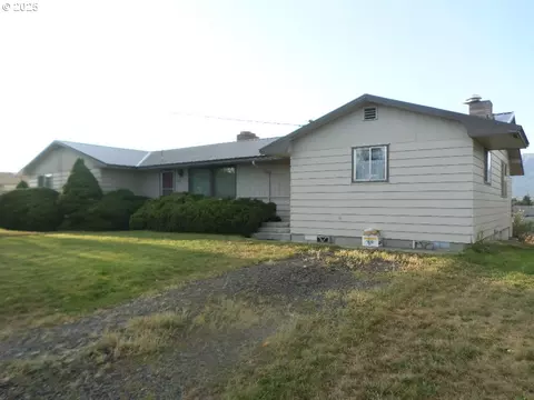 307 Wagner St, Enterprise, OR 97828