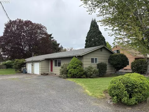 210 Sunnyside Dr, Eugene, OR 97404
