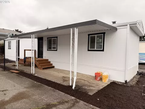 4424 SE Roethe Rd #19, Milwaukie, OR 97267