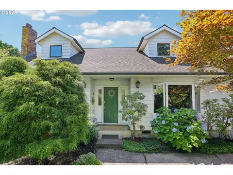 7250 SE Michael Dr, Milwaukie, OR 97222