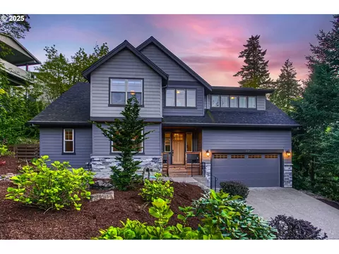 12241 SW 13th Ct, Portland, OR 97219