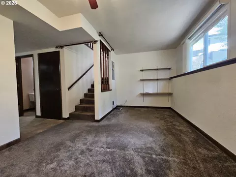 Living - 1321 NW Horn Ave, Pendleton, OR 97801 photo 3 of 5