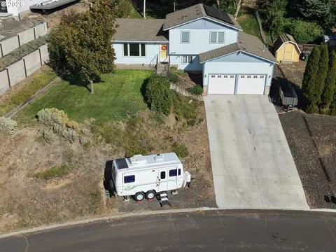 View/Area - 1321 NW Horn Ave, Pendleton, OR 97801 photo 1 of 1