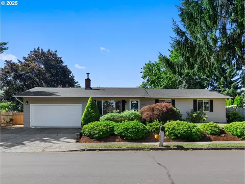 38200 Nettie Connett Dr, Sandy, OR 97055