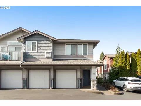 1819 NE 101st Ave #204, Hillsboro, OR 97006