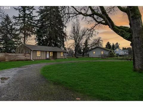146 Warner Parrott Rd, Oregon City, OR 97045
