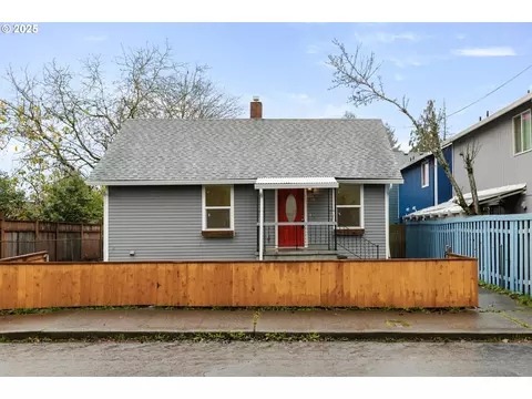 8412 SE Liebe St, Portland, OR 97266