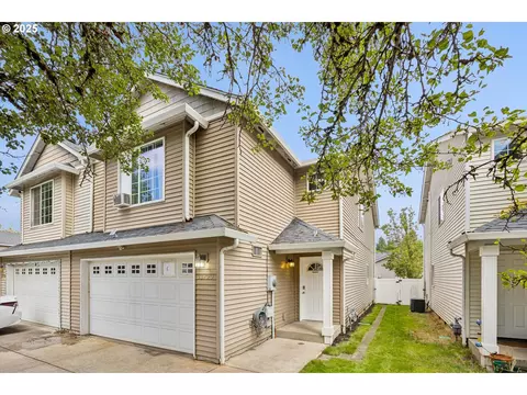 13720 NE 30th Cir, Vancouver, WA 98682