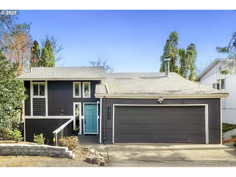 7436 SW 17th Dr, Portland, OR 97219