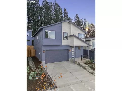 Exterior - 284 NW Mawrcrest Ave, Gresham, OR 97030 photo 2 of 6