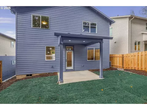 Other - 284 NW Mawrcrest Ave, Gresham, OR 97030 photo 1 of 8