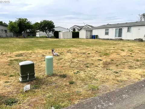 1609 Granite St, Woodburn, OR 97071