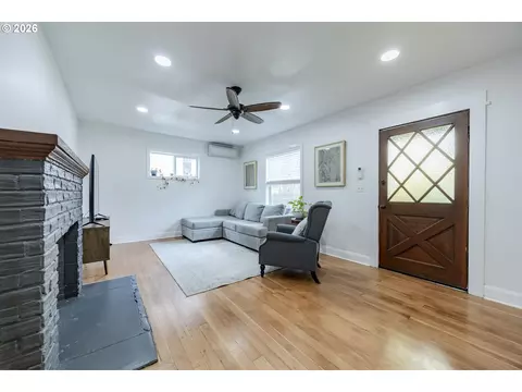 Living - 1362 W 11th Ave, Eugene, OR 97402 photo 2 of 4