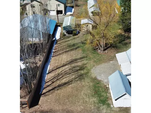 247 Bonanza St, Sumpter, OR 97877