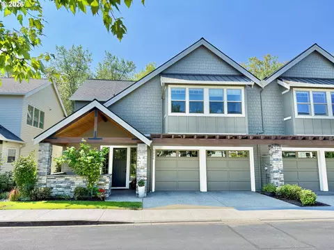 7525 NW Quinault St #119, Camas, WA 98607
