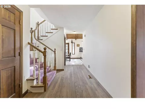 Entry Way - 3102 NW 16th Ave, Camas, WA 98607 photo 3 of 3