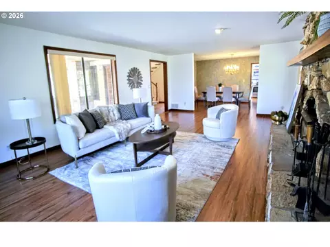 Living - 3102 NW 16th Ave, Camas, WA 98607 photo 1 of 12