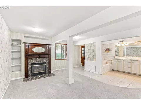 Living - 3102 NW 16th Ave, Camas, WA 98607 photo 12 of 12