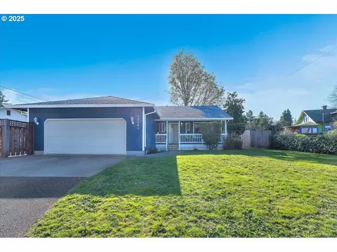 52141 SE 4th St, Scappoose, OR 97056