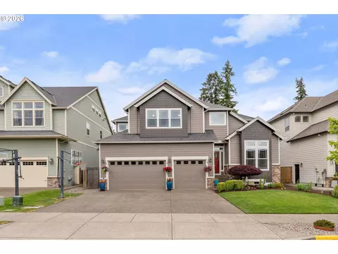 14823 SE Lea St, Happy Valley, OR 97086
