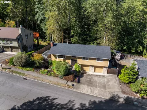 1947 SE Meadow Ct, Gresham, OR 97080 photo 34