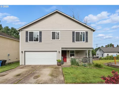 111 S 5th Ave, Ridgefield, WA 98642