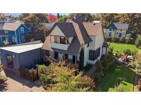 Exterior - 436 Lincoln St, Eugene, OR 97401 photo 2 of 14