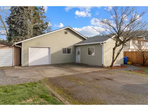 14108 SE Bush St, Portland, OR 97236