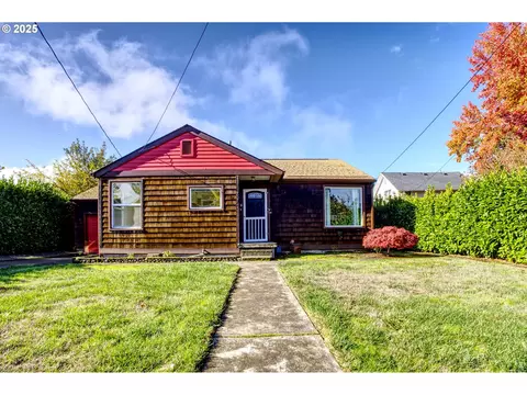 707 Wynooski St, Newberg, OR 97132
