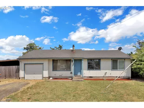 695 32nd St, Springfield, OR 97478