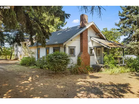 21555 NE Sunnycrest Rd, Newberg, OR 97132