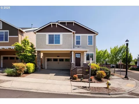 7170 SW Queen Ln, Beaverton, OR 97008