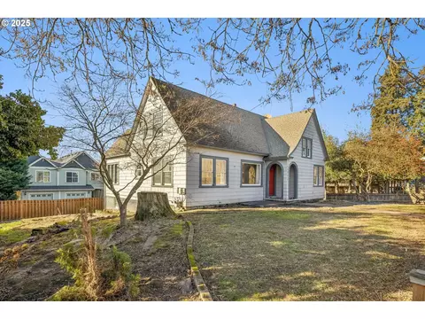 11317 SE 27th Ave, Milwaukie, OR 97222