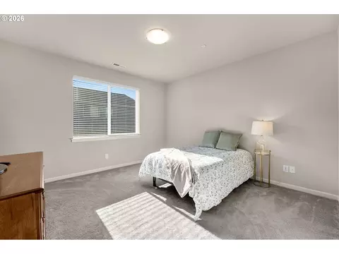 Bedroom - 8643 N Wright St, Camas, WA 98607 photo 1 of 7