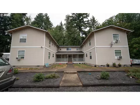1380 Quince St, Sweet Home, OR 97386